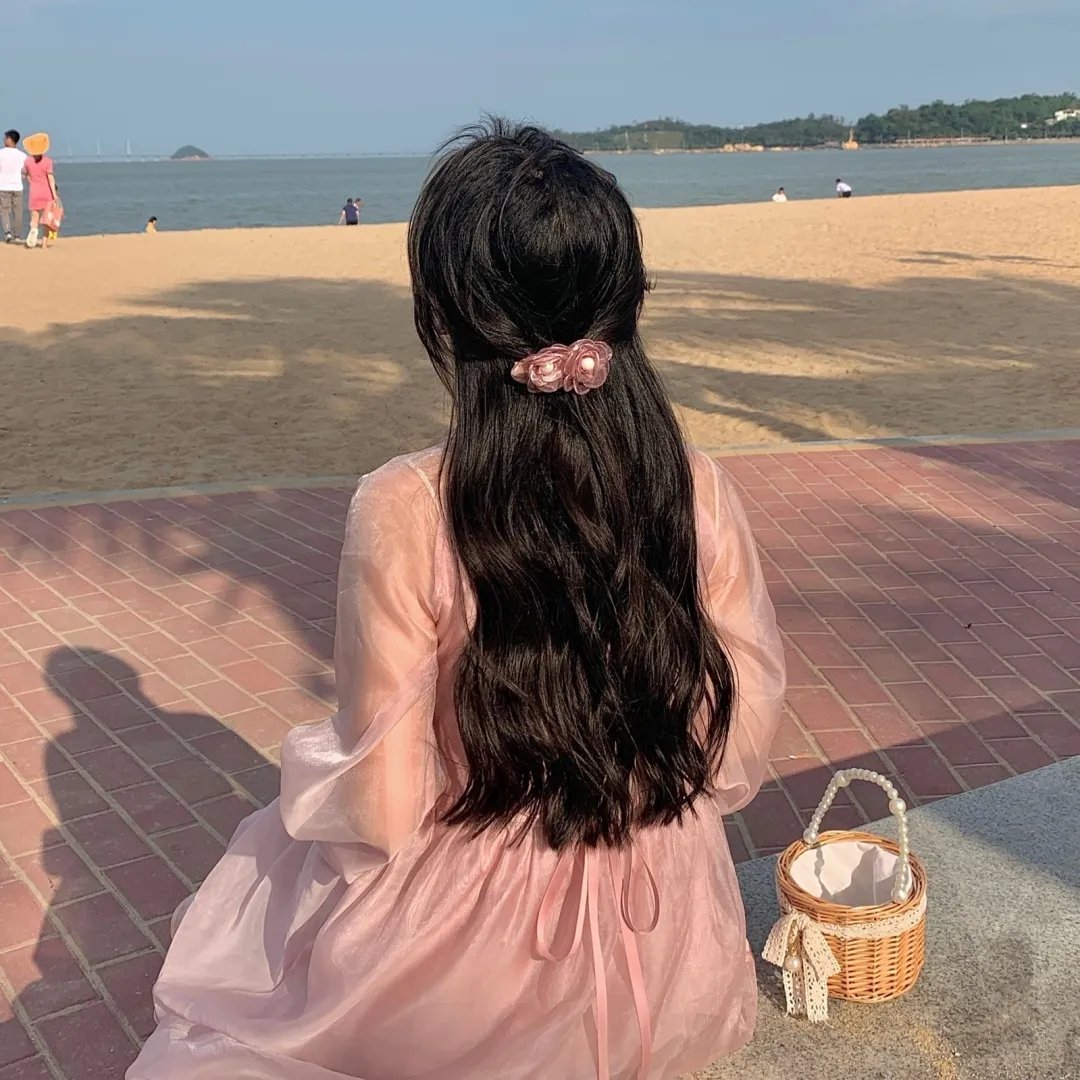闪亮女孩 封面